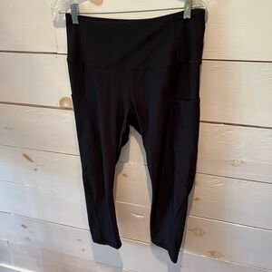Tesla leggings lot of 2 Black and navy High-Waisted Leggings, size large, EUC